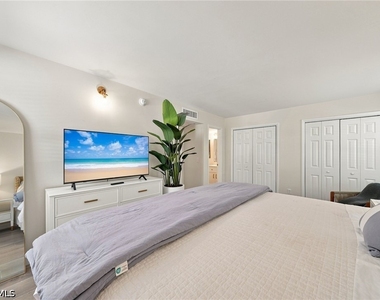 280 4th Street S - Photo Thumbnail 19