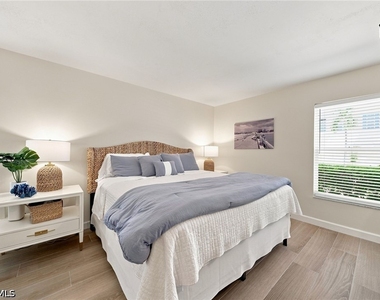 280 4th Street S - Photo Thumbnail 15
