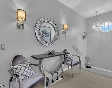 4650 Hawks Nest Way - Photo Thumbnail 2