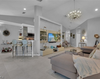 4650 Hawks Nest Way - Photo Thumbnail 5