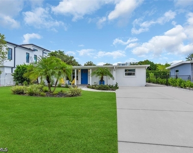 2048 Holiday Lane - Photo Thumbnail 1