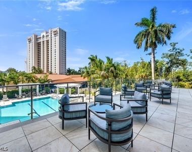 6585 Nicholas Boulevard - Photo Thumbnail 13