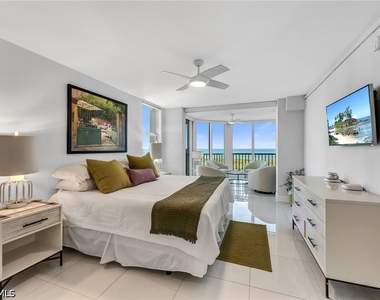 6585 Nicholas Boulevard - Photo Thumbnail 4