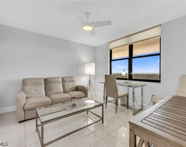 6585 Nicholas Boulevard - Photo Thumbnail 6