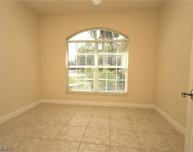 32 Heritage Way - Photo Thumbnail 23