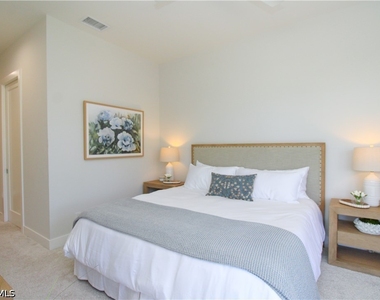 453 8th Avenue S - Photo Thumbnail 42