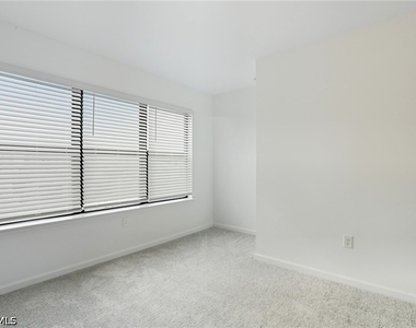 27881 Radiant Court - Photo Thumbnail 18
