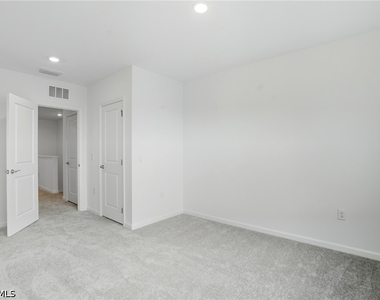27881 Radiant Court - Photo Thumbnail 19