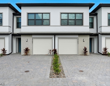 27881 Radiant Court - Photo Thumbnail 1