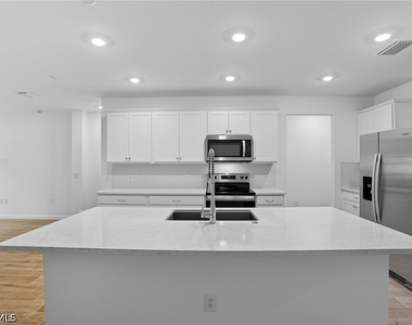 27881 Radiant Court - Photo Thumbnail 9