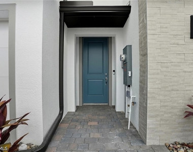 27881 Radiant Court - Photo Thumbnail 3