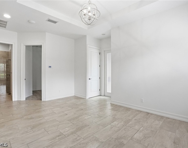 1311 Jaybird Way - Photo Thumbnail 9