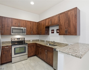 1311 Jaybird Way - Photo Thumbnail 16