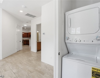 1311 Jaybird Way - Photo Thumbnail 19