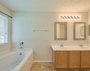 327 Bloomhill Place - Photo Thumbnail 34