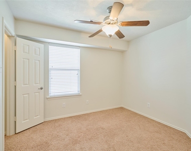 327 Bloomhill Place - Photo Thumbnail 24