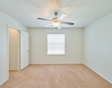 327 Bloomhill Place - Photo Thumbnail 26