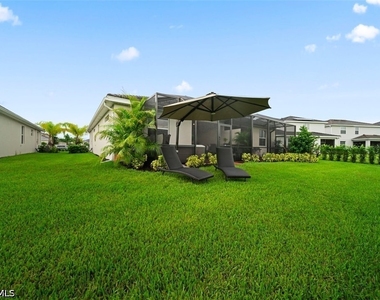 2356 Dragonfruit Way - Photo Thumbnail 37