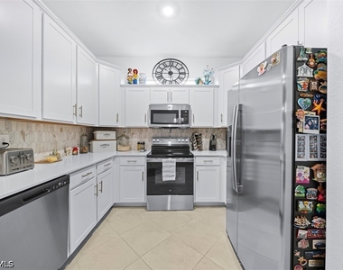 2356 Dragonfruit Way - Photo Thumbnail 12