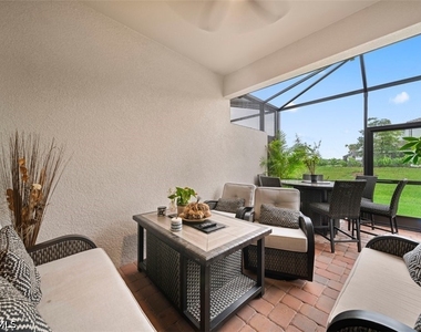 2356 Dragonfruit Way - Photo Thumbnail 31