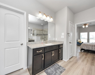 16735 Rockwall Street - Photo Thumbnail 19