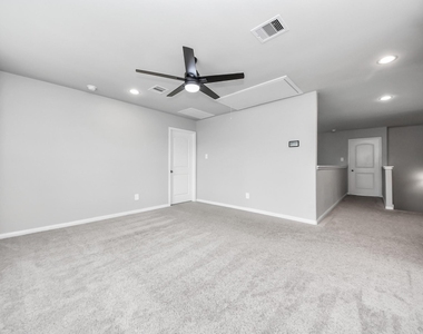 16735 Rockwall Street - Photo Thumbnail 24