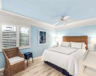 6515 Valen Way - Photo Thumbnail 11