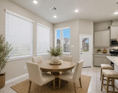 8734 Laurel Crest Drive - Photo Thumbnail 9