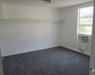221 S Central Avenue - Photo Thumbnail 14