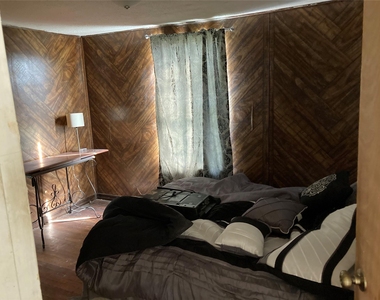 221 S Central Avenue - Photo Thumbnail 24