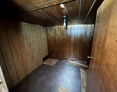 221 S Central Avenue - Photo Thumbnail 26