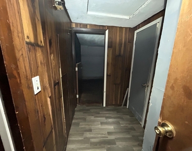 221 S Central Avenue - Photo Thumbnail 28