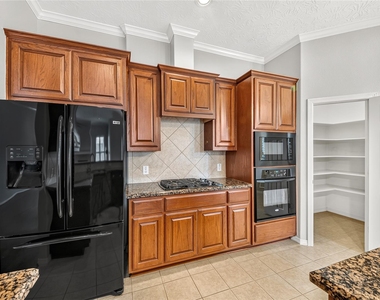 1470 Sherwood Park Circle - Photo Thumbnail 14