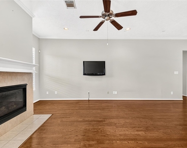 1470 Sherwood Park Circle - Photo Thumbnail 20