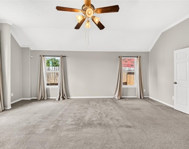 1470 Sherwood Park Circle - Photo Thumbnail 25