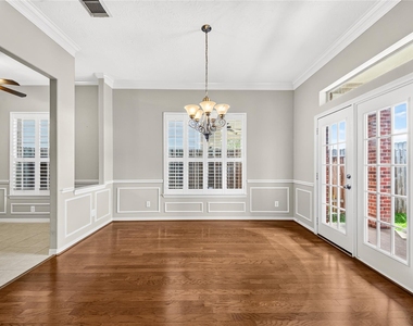 1470 Sherwood Park Circle - Photo Thumbnail 17