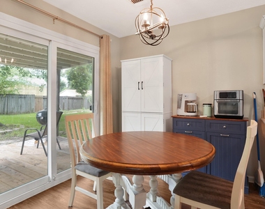 24826 Broad Pine Drive - Photo Thumbnail 11