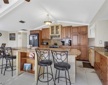 1337 N Collier Boulevard - Photo Thumbnail 9