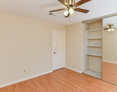 3410 Streamside Lane - Photo Thumbnail 41