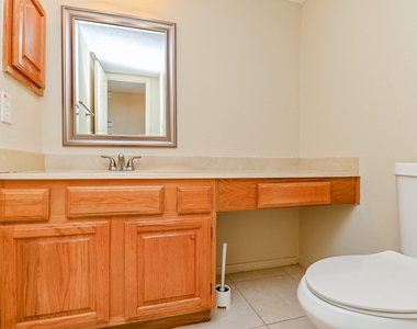 3410 Streamside Lane - Photo Thumbnail 29