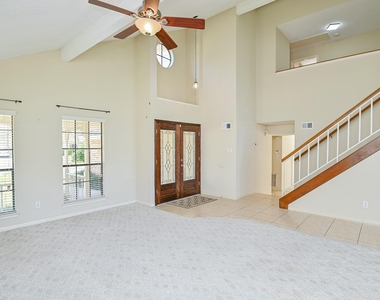 3410 Streamside Lane - Photo Thumbnail 15
