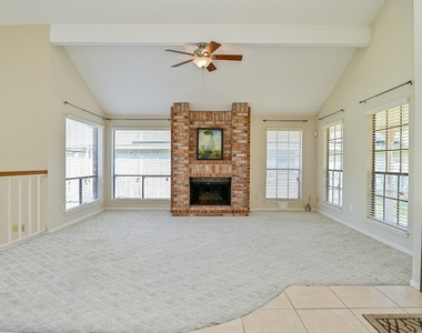 3410 Streamside Lane - Photo Thumbnail 12
