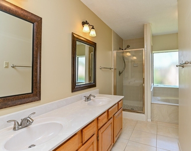 3410 Streamside Lane - Photo Thumbnail 37