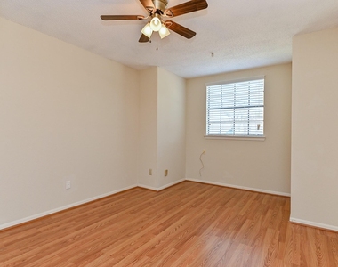 3410 Streamside Lane - Photo Thumbnail 44