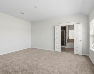 4696 Peony Green Drive - Photo Thumbnail 10