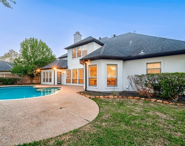 13907 Marble Creek Court - Photo Thumbnail 45