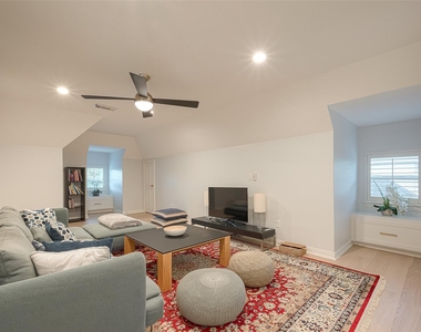 13907 Marble Creek Court - Photo Thumbnail 23