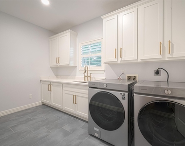 13907 Marble Creek Court - Photo Thumbnail 38