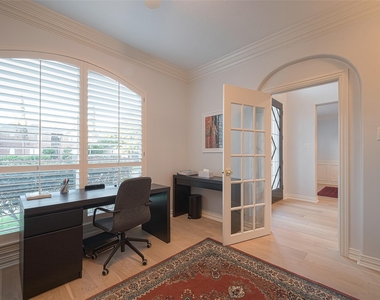 13907 Marble Creek Court - Photo Thumbnail 4