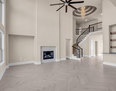 2718 Newbury Island Lane - Photo Thumbnail 5